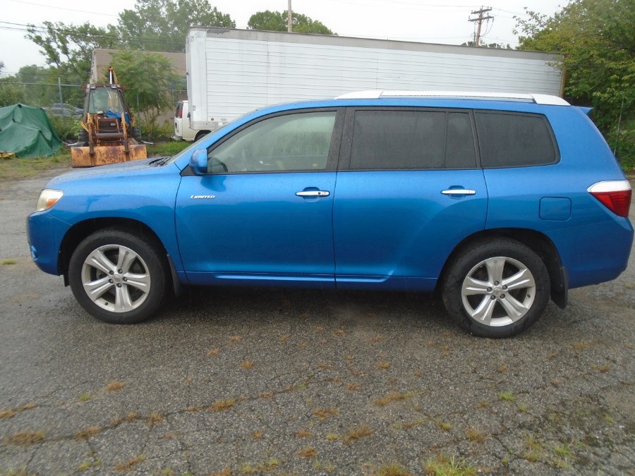 2008 Toyota Highlander 4WD 4dr Limited, available for sale in Milford, Connecticut | Dealertown Auto Wholesalers. Milford, Connecticut