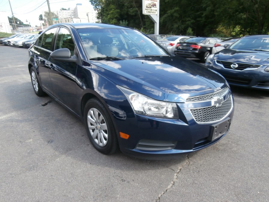 2011 Chevrolet Cruze 4dr Sdn LS, available for sale in Waterbury, Connecticut | Jim Juliani Motors. Waterbury, Connecticut