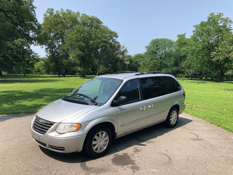 2007 Chrysler Town & Country LWB 4dr Wgn Touring, available for sale in Lyndhurst, New Jersey | Cars With Deals. Lyndhurst, New Jersey