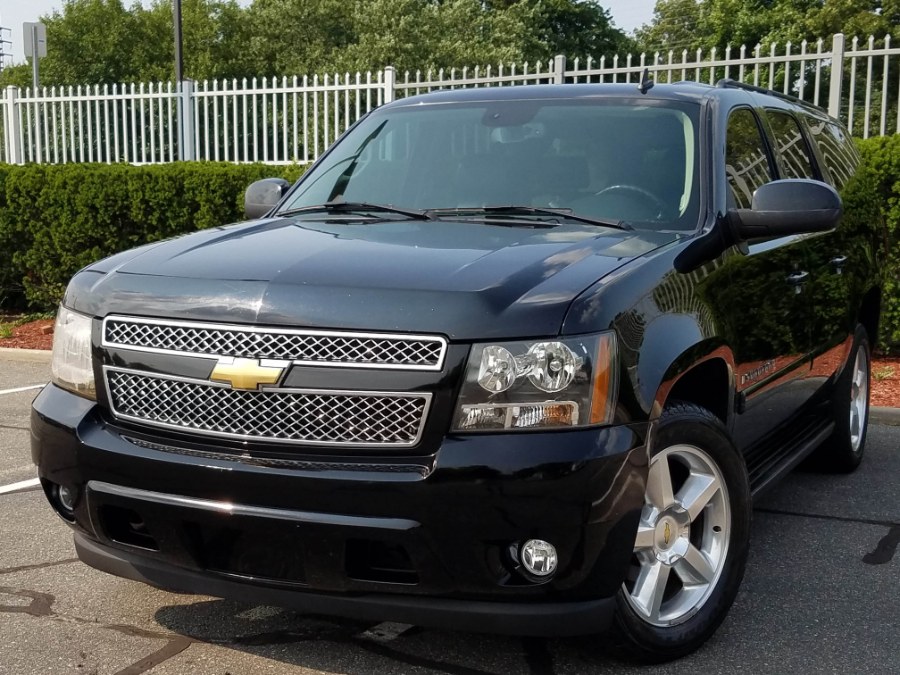 2008 Chevrolet Suburban 4WD 4dr 1500 LT w/3LT Navigation,Sunroof,DVD, available for sale in Queens, NY