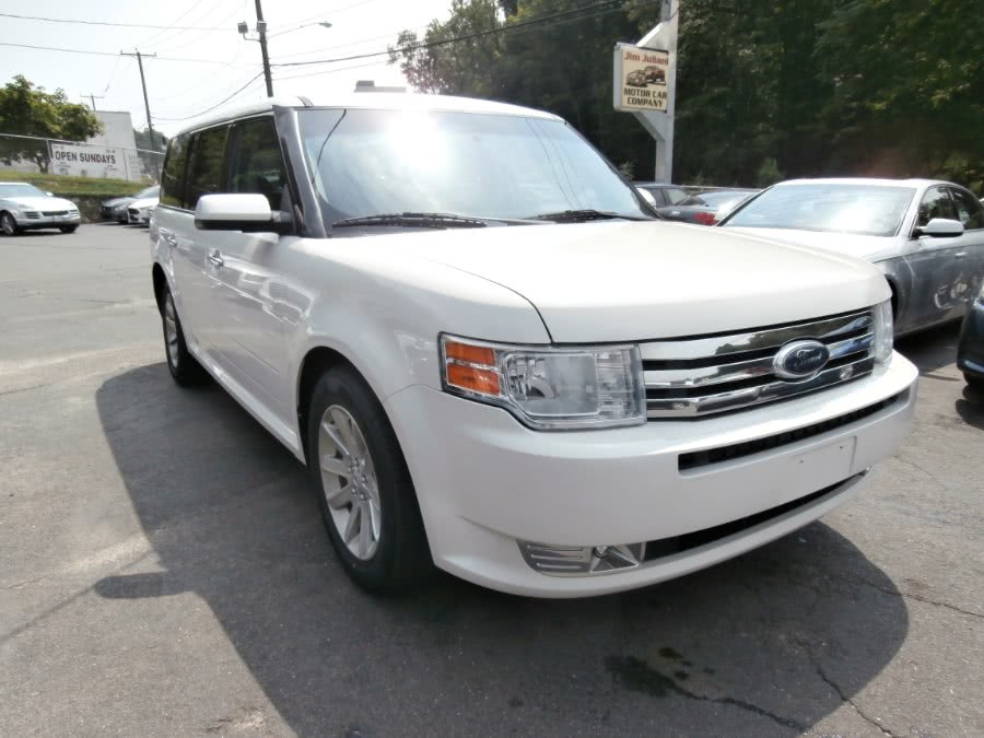 2009 Ford Flex 4dr SEL AWD, available for sale in Waterbury, Connecticut | Jim Juliani Motors. Waterbury, Connecticut
