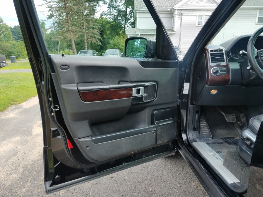 2008 Land Rover Range Rover 4WD 4dr HSE Navi, available for sale in East Windsor, Connecticut | Toro Auto. East Windsor, Connecticut 2008 Land Rover Range Rover 4WD 4dr HSE Navi, available for sale in East Windsor, Connecticut | Toro Auto. East Windsor, Connecticut