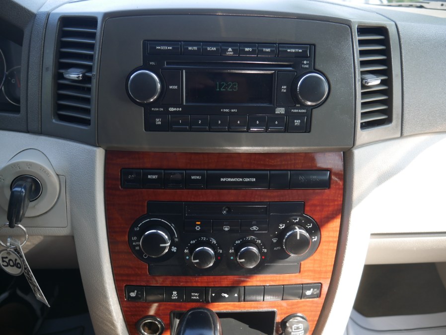 2005 Jeep Grand Cherokee 4dr Limited 4WD, available for sale in Huntington Station, New York | My Auto Inc.. Huntington Station, New York 2005 Jeep Grand Cherokee 4dr Limited 4WD, available for sale in Huntington Station, New York | My Auto Inc.. Huntington Station, New York