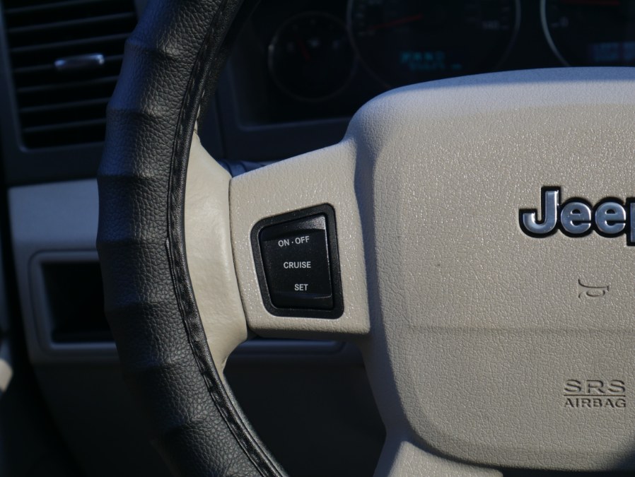 2005 Jeep Grand Cherokee 4dr Limited 4WD, available for sale in Huntington Station, New York | My Auto Inc.. Huntington Station, New York 2005 Jeep Grand Cherokee 4dr Limited 4WD, available for sale in Huntington Station, New York | My Auto Inc.. Huntington Station, New York