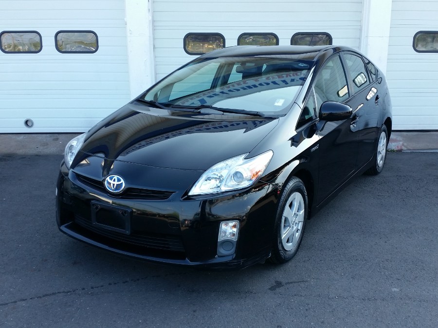2011 Toyota Prius 5dr HB II (Natl), available for sale in Berlin, Connecticut | Action Automotive. Berlin, Connecticut