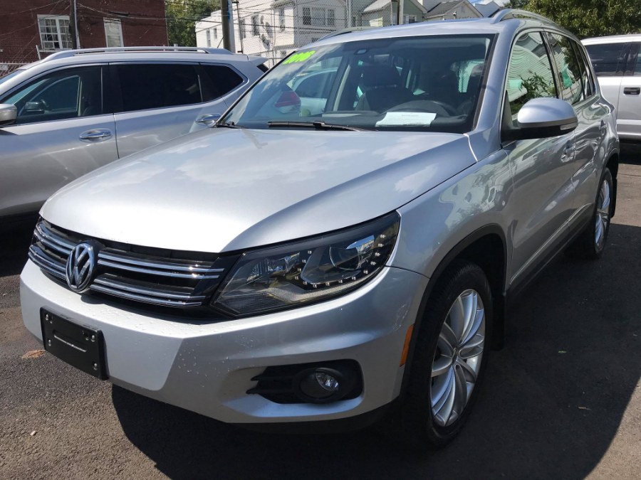 2016 Volkswagen Tiguan 4Motion SE, available for sale in Jamaica, New York | Sunrise Autoland. Jamaica, New York