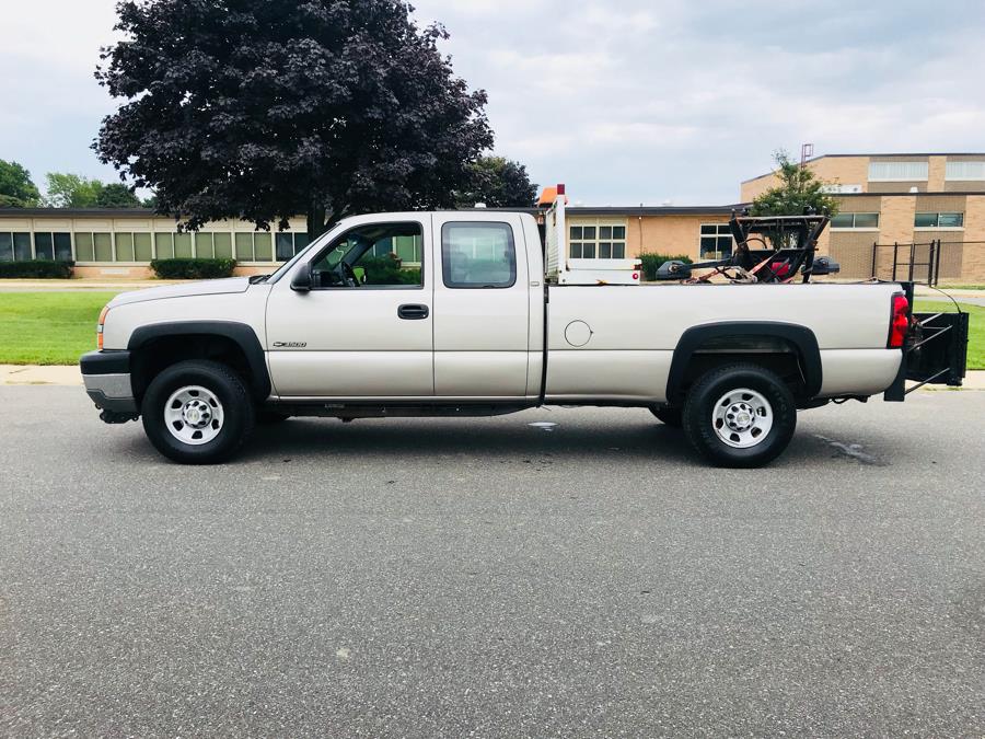 2005 Chevrolet Silverado 3500 Ext Cab 157.5" WB 4WD SRW Wrk Trk, available for sale in Copiague, New York | Great Buy Auto Sales. Copiague, New York