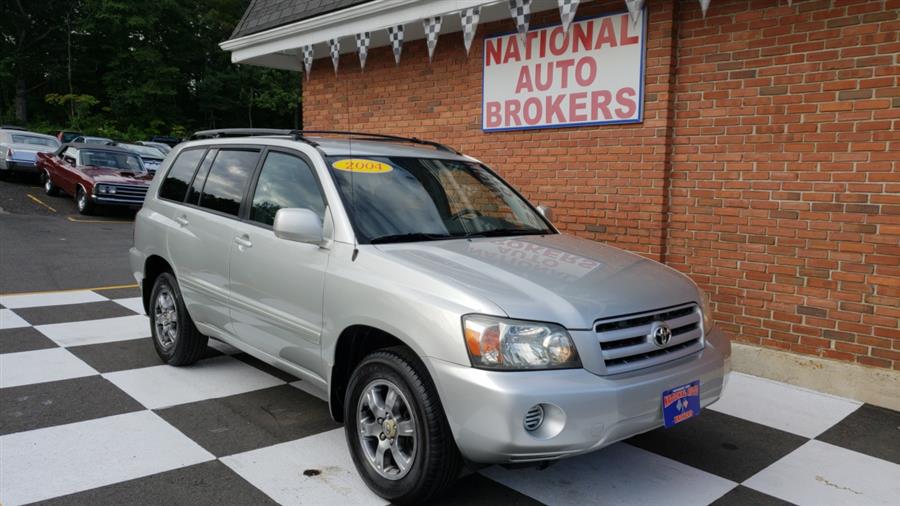 2004 Toyota Highlander 4dr V6, available for sale in Waterbury, Connecticut | National Auto Brokers, Inc.. Waterbury, Connecticut
