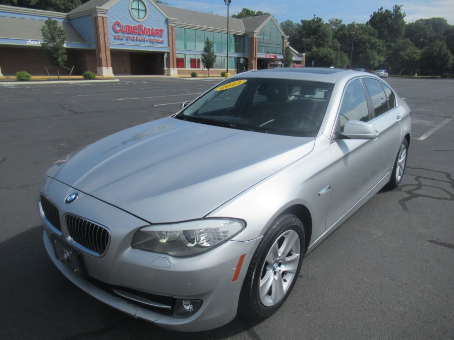 2013 BMW 5 Series 4dr Sdn 528i / Clean Carfax, available for sale in New Britain, Connecticut | Universal Motors LLC. New Britain, Connecticut