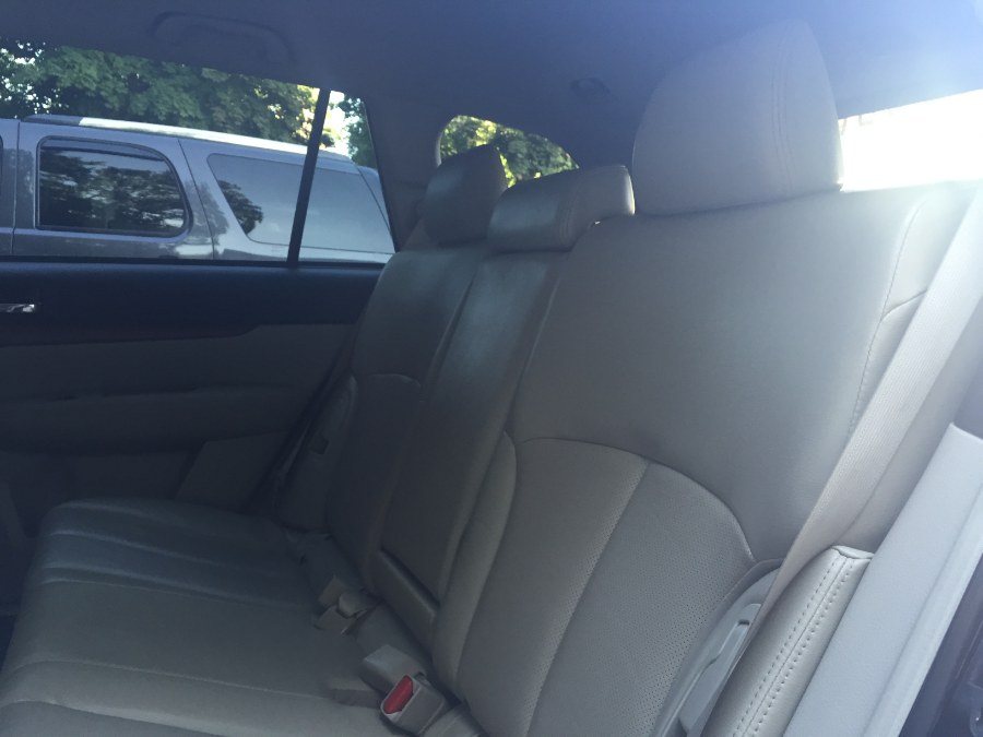 2013 Subaru Outback WgnH4AT 2.5 Lmt., available for sale in Bristol, Connecticut | Bristol Auto Center LLC. Bristol, Connecticut 2013 Subaru Outback WgnH4AT 2.5 Lmt., available for sale in Bristol, Connecticut | Bristol Auto Center LLC. Bristol, Connecticut