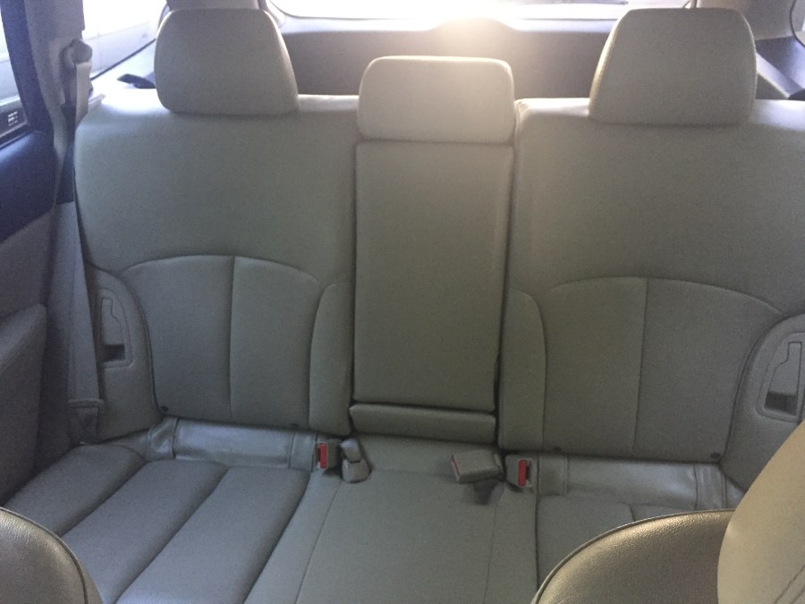 2013 Subaru Outback WgnH4AT 2.5 Lmt., available for sale in Bristol, Connecticut | Bristol Auto Center LLC. Bristol, Connecticut 2013 Subaru Outback WgnH4AT 2.5 Lmt., available for sale in Bristol, Connecticut | Bristol Auto Center LLC. Bristol, Connecticut