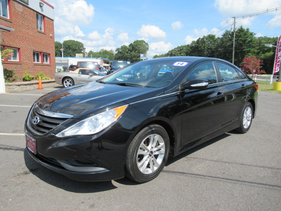 2014 Hyundai Sonata 4dr Sdn 2.4L Auto GLS, available for sale in South Windsor, Connecticut | Mike And Tony Auto Sales, Inc. South Windsor, Connecticut
