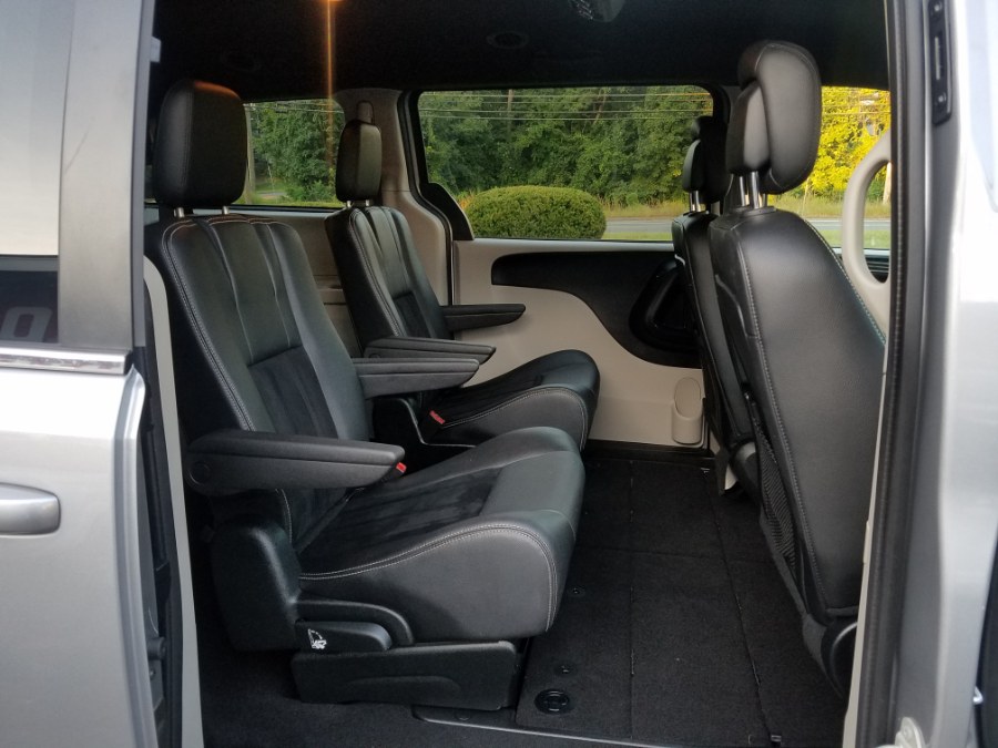 2018 Dodge Grand Caravan SXT Wagon, available for sale in East Windsor, Connecticut | Toro Auto. East Windsor, Connecticut 2018 Dodge Grand Caravan SXT Wagon, available for sale in East Windsor, Connecticut | Toro Auto. East Windsor, Connecticut