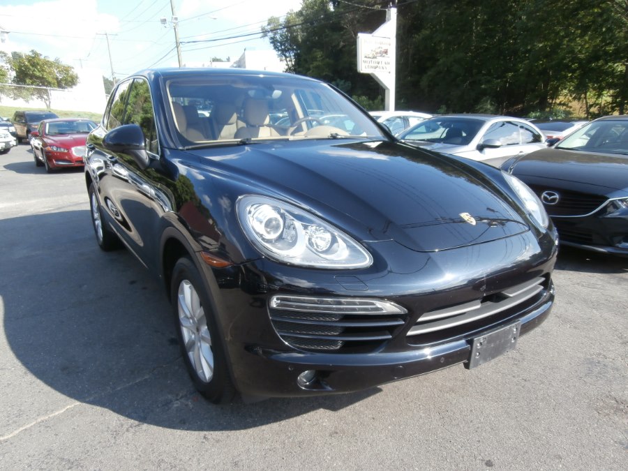 2011 Porsche Cayenne AWD 4dr Tiptronic, available for sale in Waterbury, Connecticut | Jim Juliani Motors. Waterbury, Connecticut