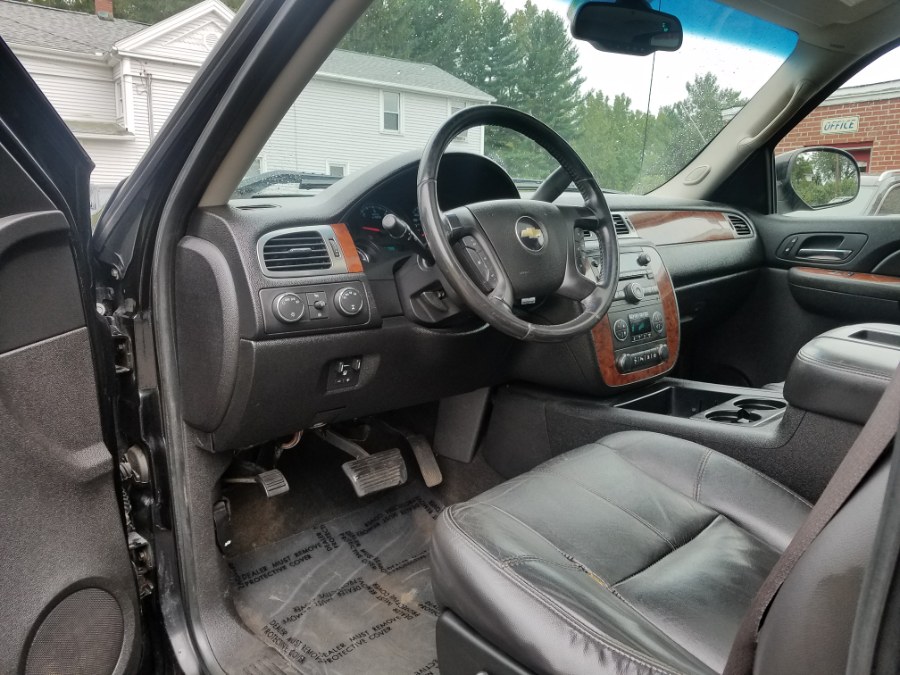 2008 Chevrolet Silverado 1500 LTZ 4WD Crew Cab 5.3 Leather Roof LOADED, available for sale in East Windsor, Connecticut | Toro Auto. East Windsor, Connecticut 2008 Chevrolet Silverado 1500 LTZ 4WD Crew Cab 5.3 Leather Roof LOADED, available for sale in East Windsor, Connecticut | Toro Auto. East Windsor, Connecticut