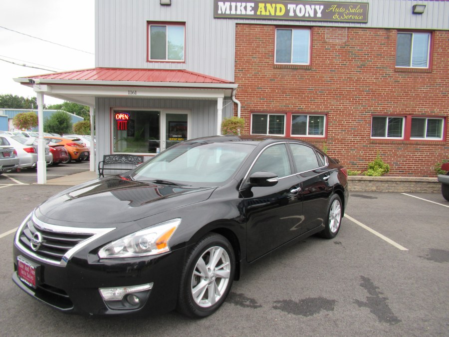 2013 Nissan Altima 4dr Sdn I4 2.5 SL *Ltd Avail*, available for sale in South Windsor, Connecticut | Mike And Tony Auto Sales, Inc. South Windsor, Connecticut