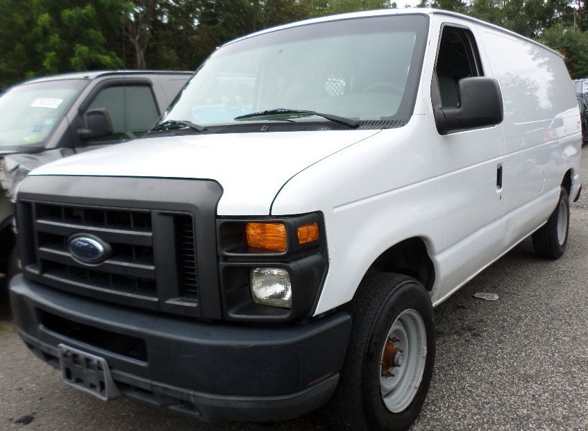 2008 Ford Econoline Cargo Van E-150 Commercial, available for sale in Patchogue, New York | Romaxx Truxx. Patchogue, New York