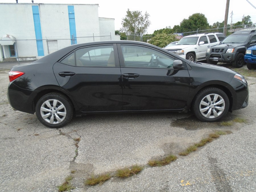 2015 Toyota Corolla 4dr Sdn CVT LE (Natl), available for sale in Milford, Connecticut | Dealertown Auto Wholesalers. Milford, Connecticut