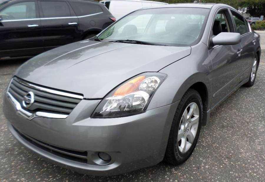 2008 Nissan Altima 4dr Sdn I4 CVT 2.5 S, available for sale in Patchogue, New York | Romaxx Truxx. Patchogue, New York