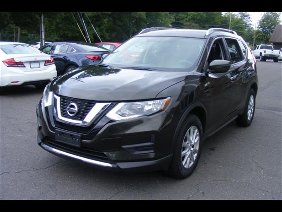 Used Nissan Rogue SV 2017 | Canton Auto Exchange. Canton, Connecticut