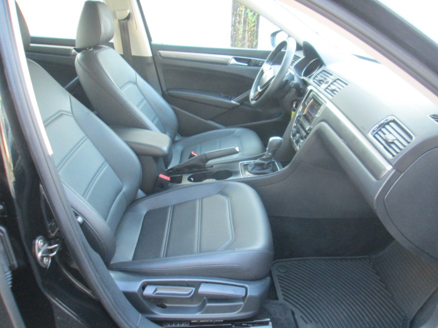 2016 Volkswagen Passat 4dr Sdn 1.8T R Line Sport, available for sale in Middle Village, New York | Road Masters II INC. Middle Village, New York 2016 Volkswagen Passat 4dr Sdn 1.8T R Line Sport, available for sale in Middle Village, New York | Road Masters II INC. Middle Village, New York