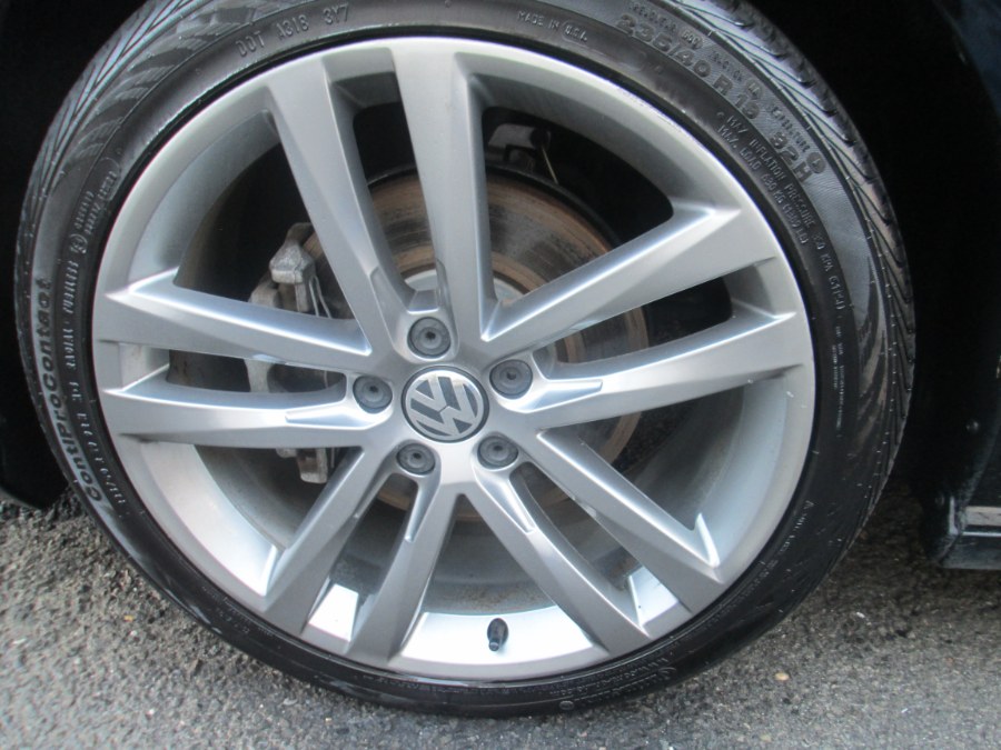 2016 Volkswagen Passat 4dr Sdn 1.8T R Line Sport, available for sale in Middle Village, New York | Road Masters II INC. Middle Village, New York 2016 Volkswagen Passat 4dr Sdn 1.8T R Line Sport, available for sale in Middle Village, New York | Road Masters II INC. Middle Village, New York