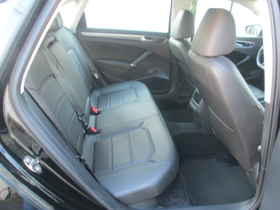 2016 Volkswagen Passat 4dr Sdn 1.8T R Line Sport, available for sale in Middle Village, New York | Road Masters II INC. Middle Village, New York 2016 Volkswagen Passat 4dr Sdn 1.8T R Line Sport, available for sale in Middle Village, New York | Road Masters II INC. Middle Village, New York