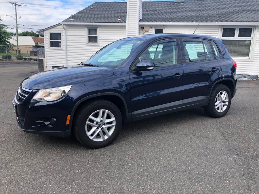 Used Volkswagen Tiguan 2WD 4dr SE 2011 | Chip's Auto Sales Inc. Milford, Connecticut