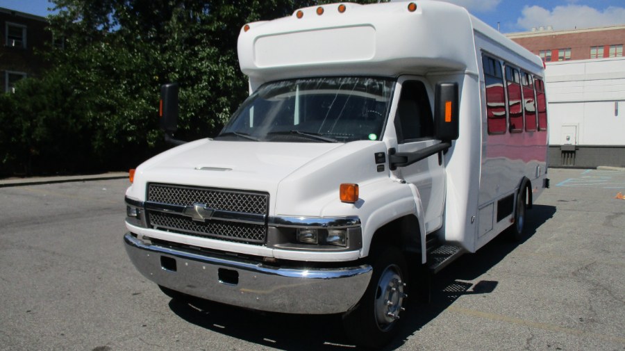 2009 CHEVROLET C4500 PASSENGER, available for sale in Bronx, New York | TNT Auto Sales USA inc. Bronx, New York