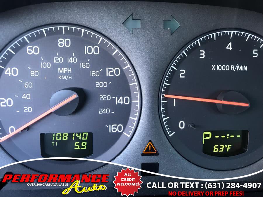 2002 Volvo V70 2.4 A 5dr Wgn, available for sale in Bohemia, New York | Performance Auto Inc. Bohemia, New York 2002 Volvo V70 2.4 A 5dr Wgn, available for sale in Bohemia, New York | Performance Auto Inc. Bohemia, New York