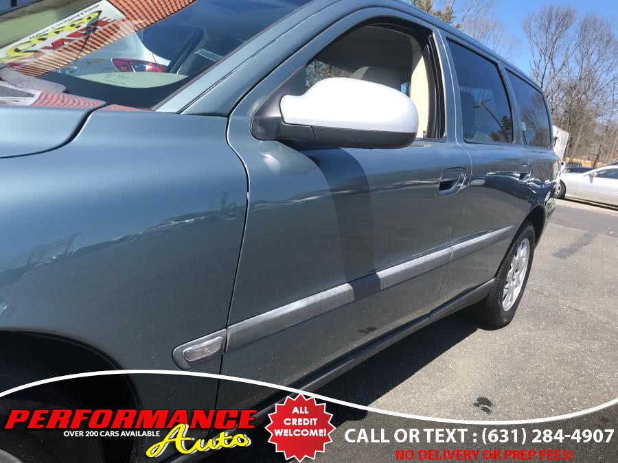 2002 Volvo V70 2.4 A 5dr Wgn, available for sale in Bohemia, New York | Performance Auto Inc. Bohemia, New York 2002 Volvo V70 2.4 A 5dr Wgn, available for sale in Bohemia, New York | Performance Auto Inc. Bohemia, New York