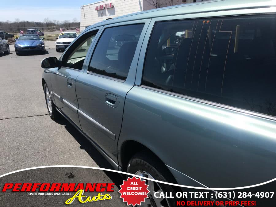 2002 Volvo V70 2.4 A 5dr Wgn, available for sale in Bohemia, New York | Performance Auto Inc. Bohemia, New York 2002 Volvo V70 2.4 A 5dr Wgn, available for sale in Bohemia, New York | Performance Auto Inc. Bohemia, New York