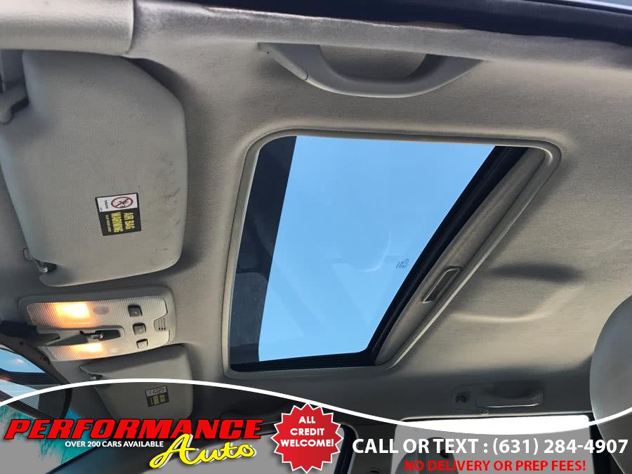 2002 Volvo V70 2.4 A 5dr Wgn, available for sale in Bohemia, New York | Performance Auto Inc. Bohemia, New York 2002 Volvo V70 2.4 A 5dr Wgn, available for sale in Bohemia, New York | Performance Auto Inc. Bohemia, New York