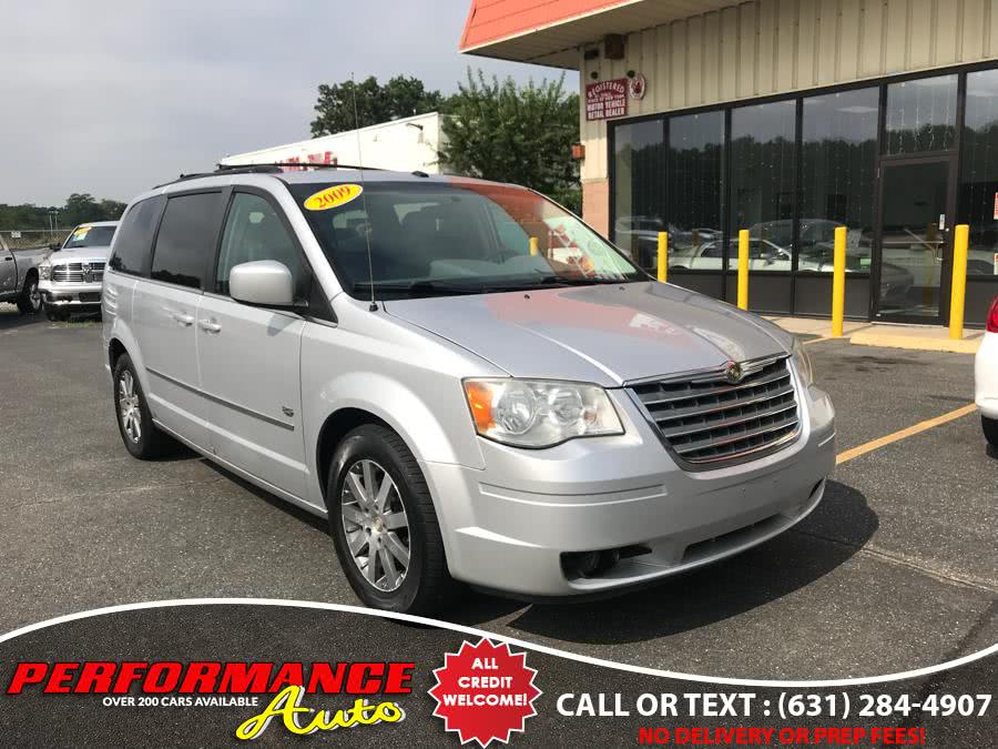 2009 Chrysler Town & Country 4dr Wgn Touring, available for sale in Bohemia, New York | Performance Auto Inc. Bohemia, New York