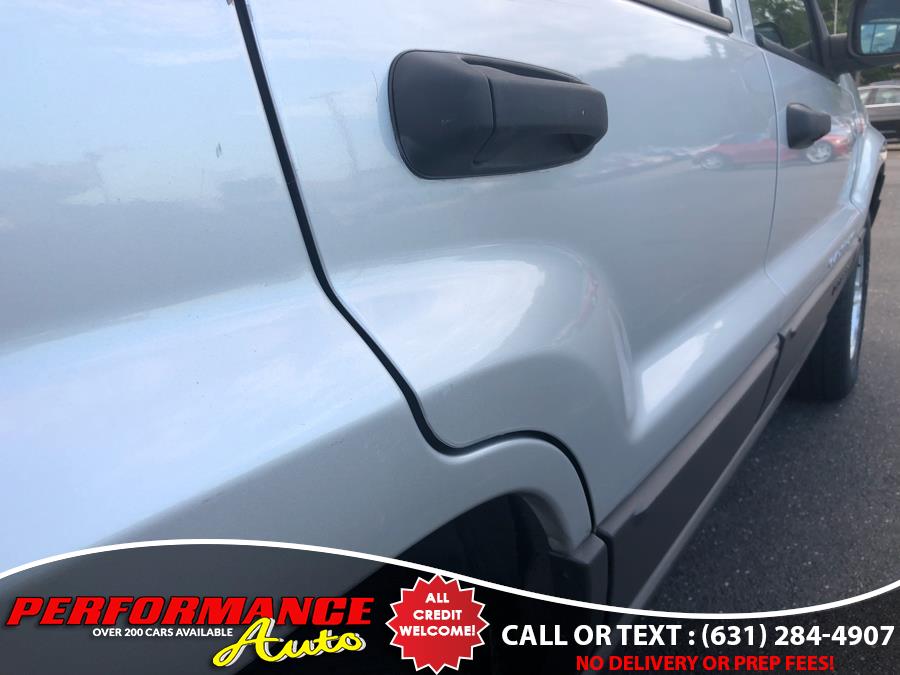 2004 Jeep Grand Cherokee 4dr Laredo 4WD, available for sale in Bohemia, New York | Performance Auto Inc. Bohemia, New York 2004 Jeep Grand Cherokee 4dr Laredo 4WD, available for sale in Bohemia, New York | Performance Auto Inc. Bohemia, New York