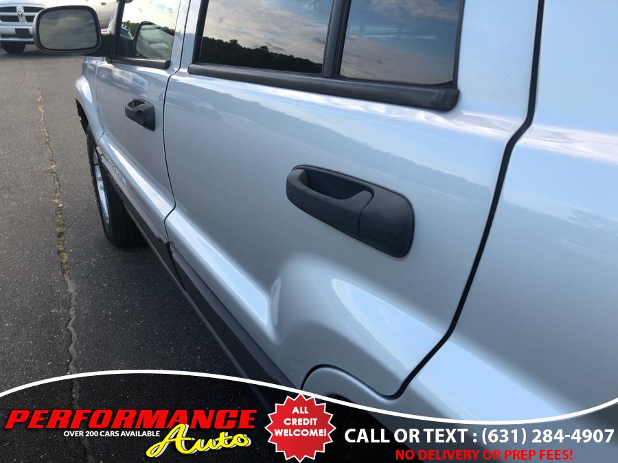 2004 Jeep Grand Cherokee 4dr Laredo 4WD, available for sale in Bohemia, New York | Performance Auto Inc. Bohemia, New York 2004 Jeep Grand Cherokee 4dr Laredo 4WD, available for sale in Bohemia, New York | Performance Auto Inc. Bohemia, New York