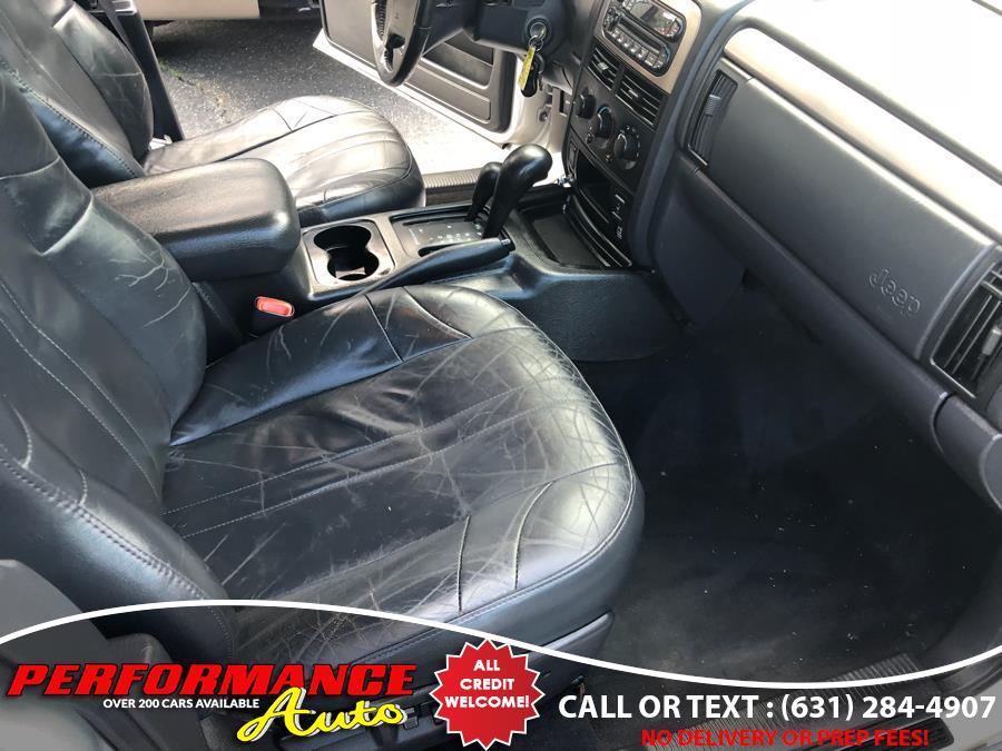 2004 Jeep Grand Cherokee 4dr Laredo 4WD, available for sale in Bohemia, New York | Performance Auto Inc. Bohemia, New York 2004 Jeep Grand Cherokee 4dr Laredo 4WD, available for sale in Bohemia, New York | Performance Auto Inc. Bohemia, New York