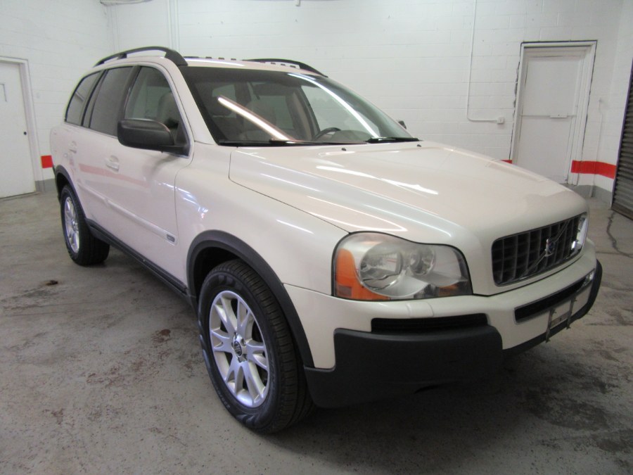 2006 Volvo XC90 4.4L V8 AWD Auto, available for sale in Little Ferry, New Jersey | Victoria Preowned Autos Inc. Little Ferry, New Jersey