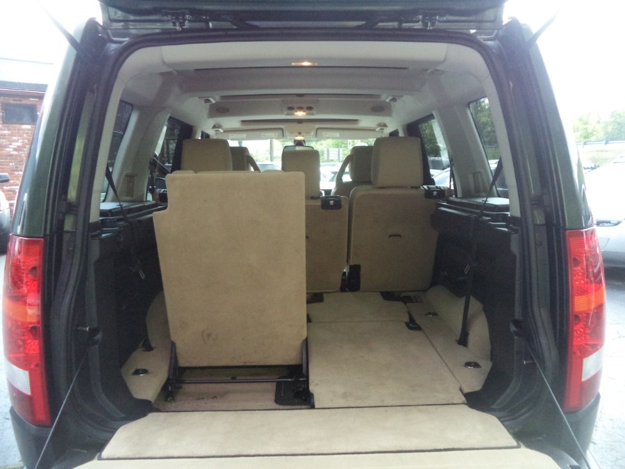 Used Land Rover LR3 4WD 4dr SE 2008 | Riverside Motorcars, LLC. Naugatuck, Connecticut Used Land Rover LR3 4WD 4dr SE 2008 | Riverside Motorcars, LLC. Naugatuck, Connecticut