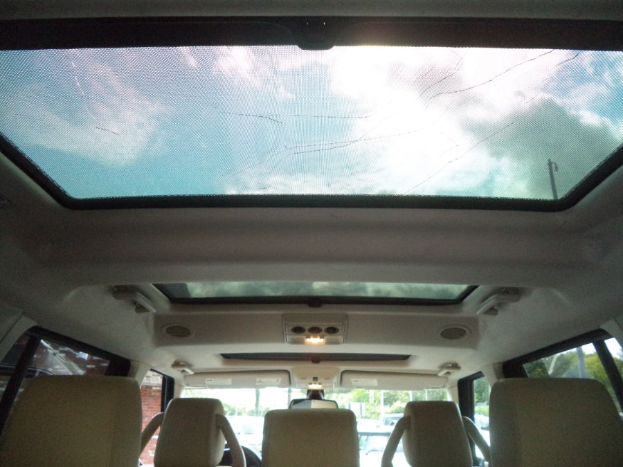 Used Land Rover LR3 4WD 4dr SE 2008 | Riverside Motorcars, LLC. Naugatuck, Connecticut Used Land Rover LR3 4WD 4dr SE 2008 | Riverside Motorcars, LLC. Naugatuck, Connecticut