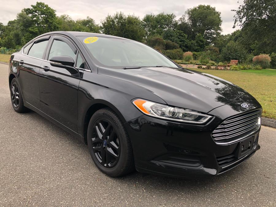 2015 Ford Fusion 4dr Sdn SE FWD, available for sale in Agawam, Massachusetts | Malkoon Motors. Agawam, Massachusetts