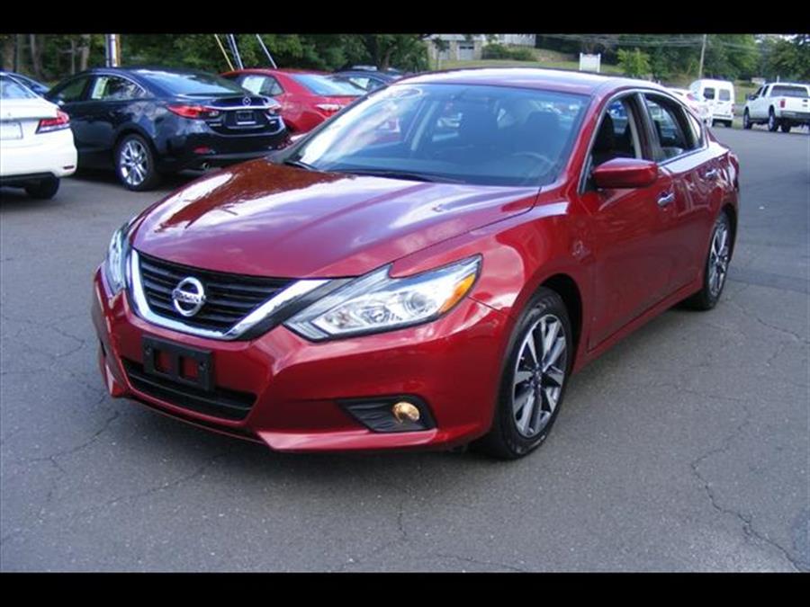 2017 Nissan Altima 2.5 SV, available for sale in Canton, Connecticut | Canton Auto Exchange. Canton, Connecticut