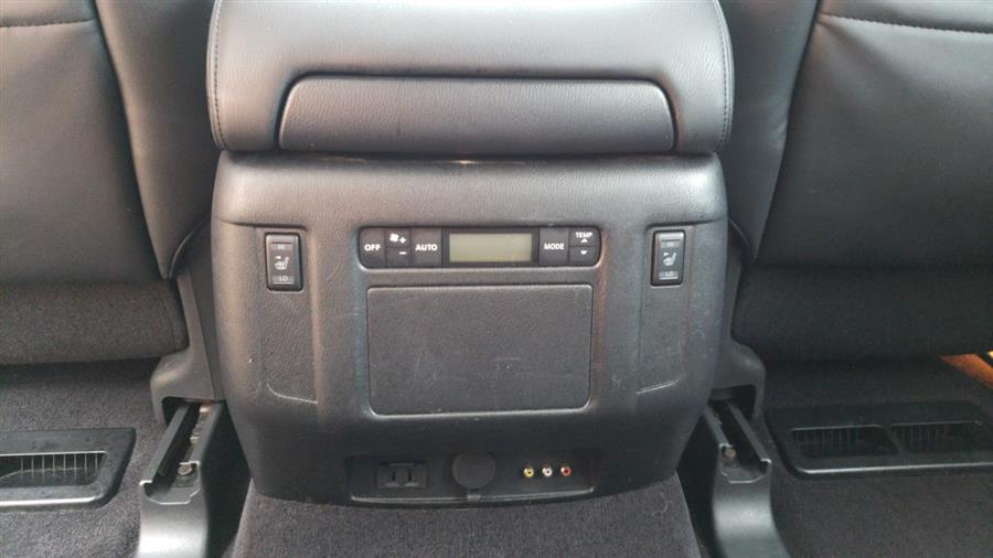 2013 Infiniti QX56 4WD 4dr, available for sale in Waterbury, Connecticut | National Auto Brokers, Inc.. Waterbury, Connecticut 2013 Infiniti QX56 4WD 4dr, available for sale in Waterbury, Connecticut | National Auto Brokers, Inc.. Waterbury, Connecticut