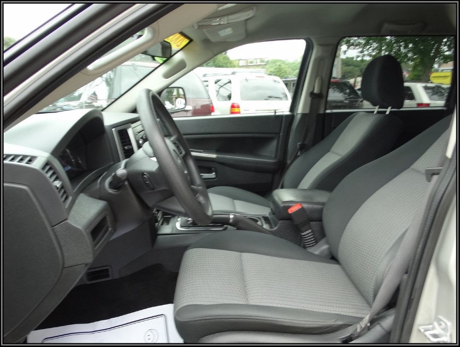 2009 Jeep Grand Cherokee 4WD 4dr Laredo, available for sale in Huntington Station, New York | My Auto Inc.. Huntington Station, New York 2009 Jeep Grand Cherokee 4WD 4dr Laredo, available for sale in Huntington Station, New York | My Auto Inc.. Huntington Station, New York
