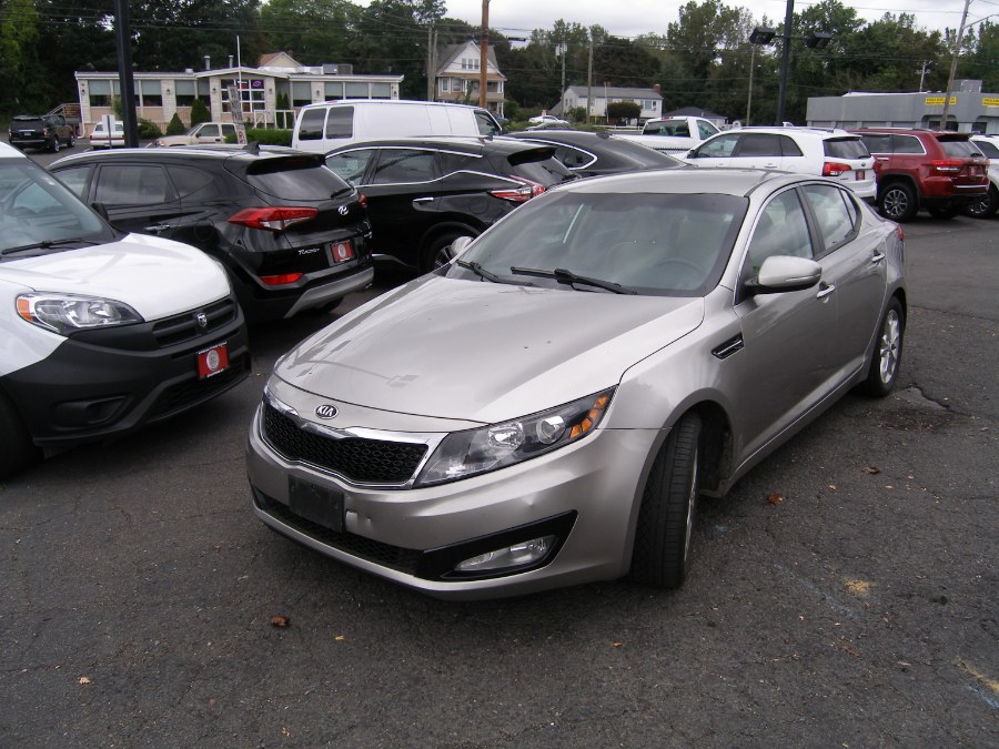 2013 Kia Optima 4dr Sdn LX, available for sale in Stratford, Connecticut | Wiz Leasing Inc. Stratford, Connecticut