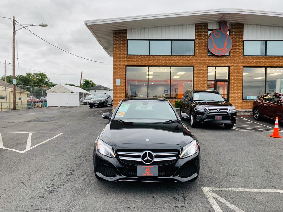 2015 Mercedes-Benz C-Class 4dr Sdn C300 4MATIC, available for sale in Newcastle, Delaware | My Car. Newcastle, Delaware