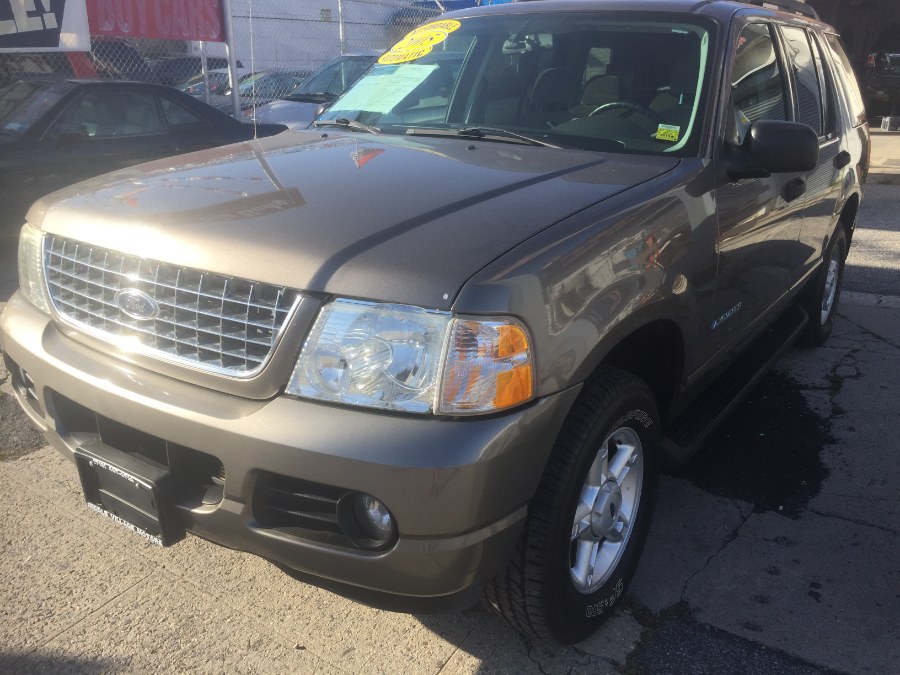 2005 Ford Explorer 4dr 114" WB 4.0L XLT 4WD, available for sale in Middle Village, New York | Middle Village Motors . Middle Village, New York
