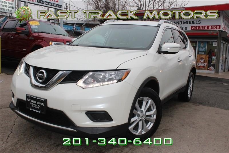 2015 Nissan Rogue SV, available for sale in Paterson, New Jersey | Fast Track Motors. Paterson, New Jersey