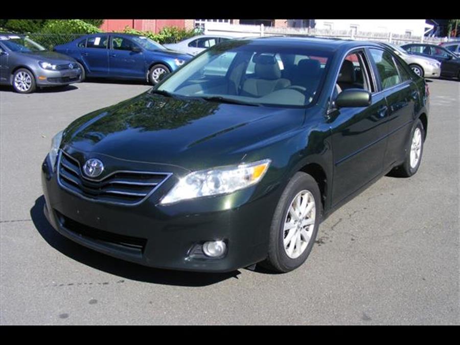 Used Toyota Camry XLE V6 2010 | Canton Auto Exchange. Canton, Connecticut