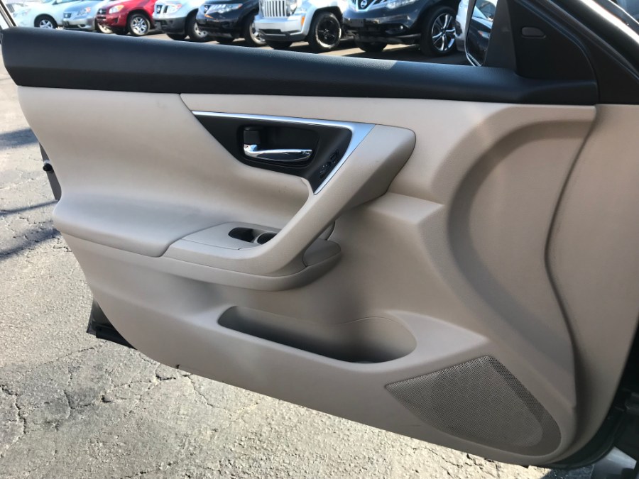 Used Nissan Altima 2.5 SV Sedan 2017 | Affordable Motors Inc. Bridgeport, Connecticut Used Nissan Altima 2.5 SV Sedan 2017 | Affordable Motors Inc. Bridgeport, Connecticut